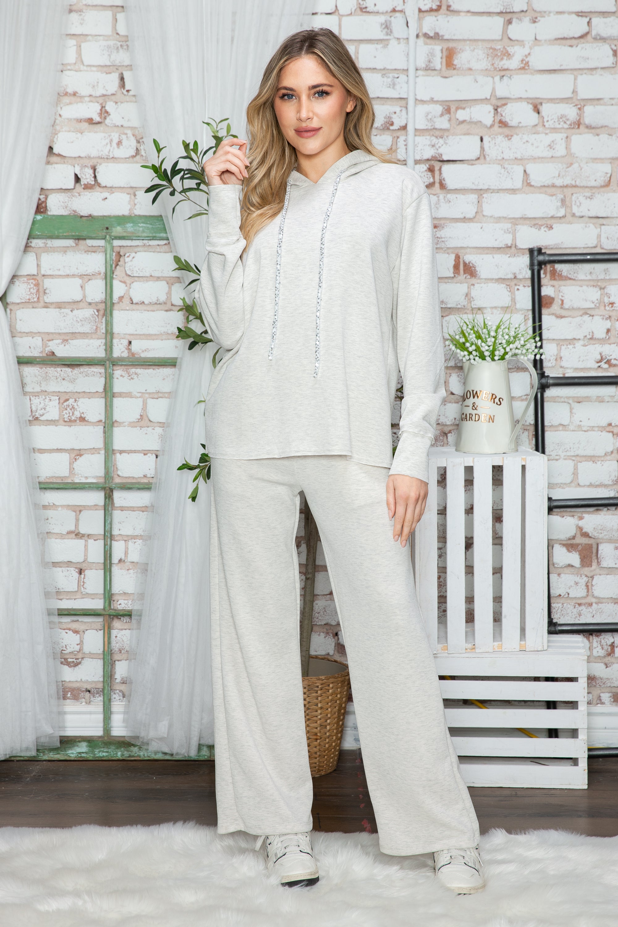ARIELLA Twinset Hoodie Jogger Heather Jilli Boutique Varley