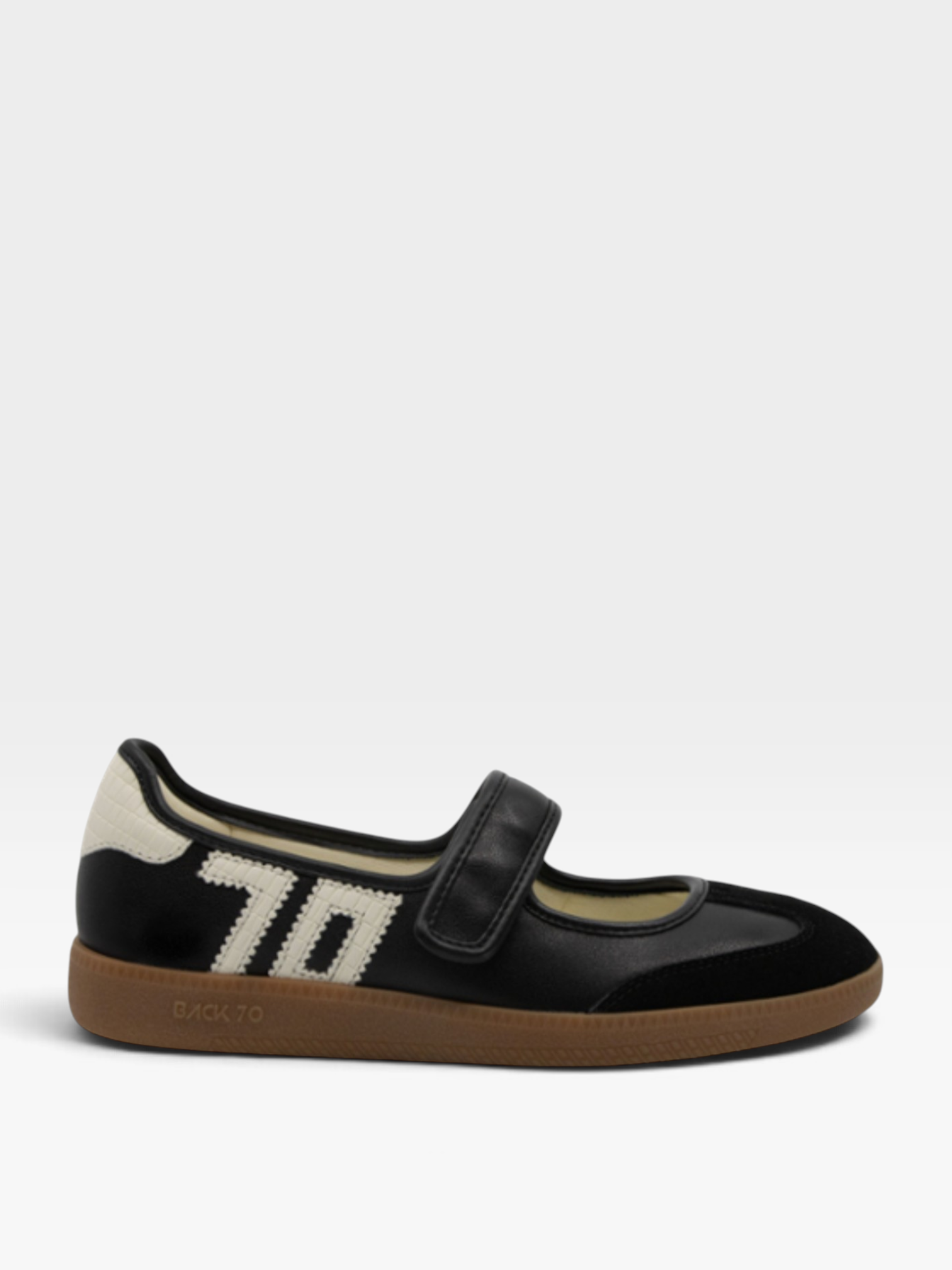 Back 70 AYA in BLACK MILK Sneakerina