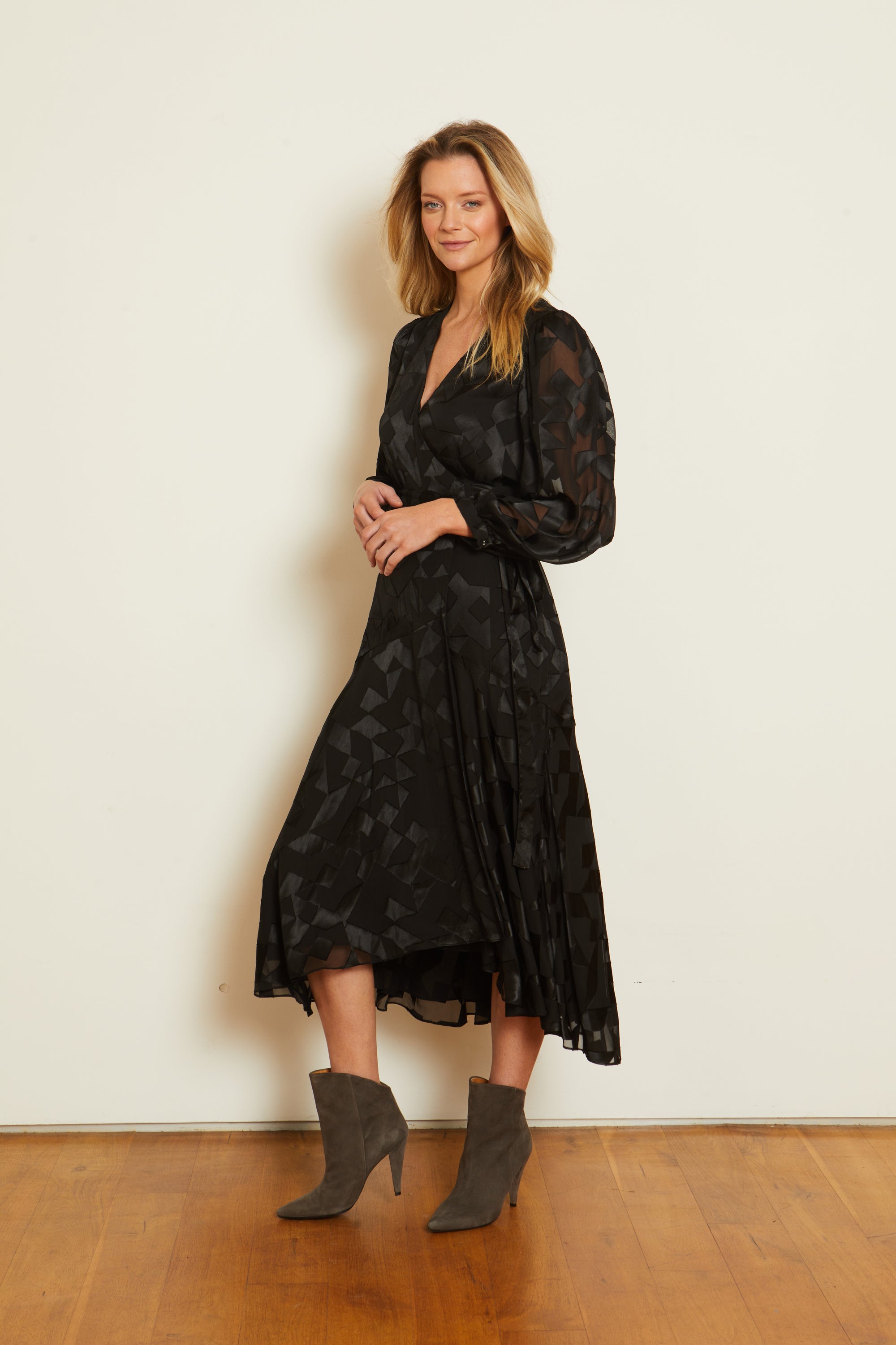 Caballero Collection Jilli Boutique London Dress Black