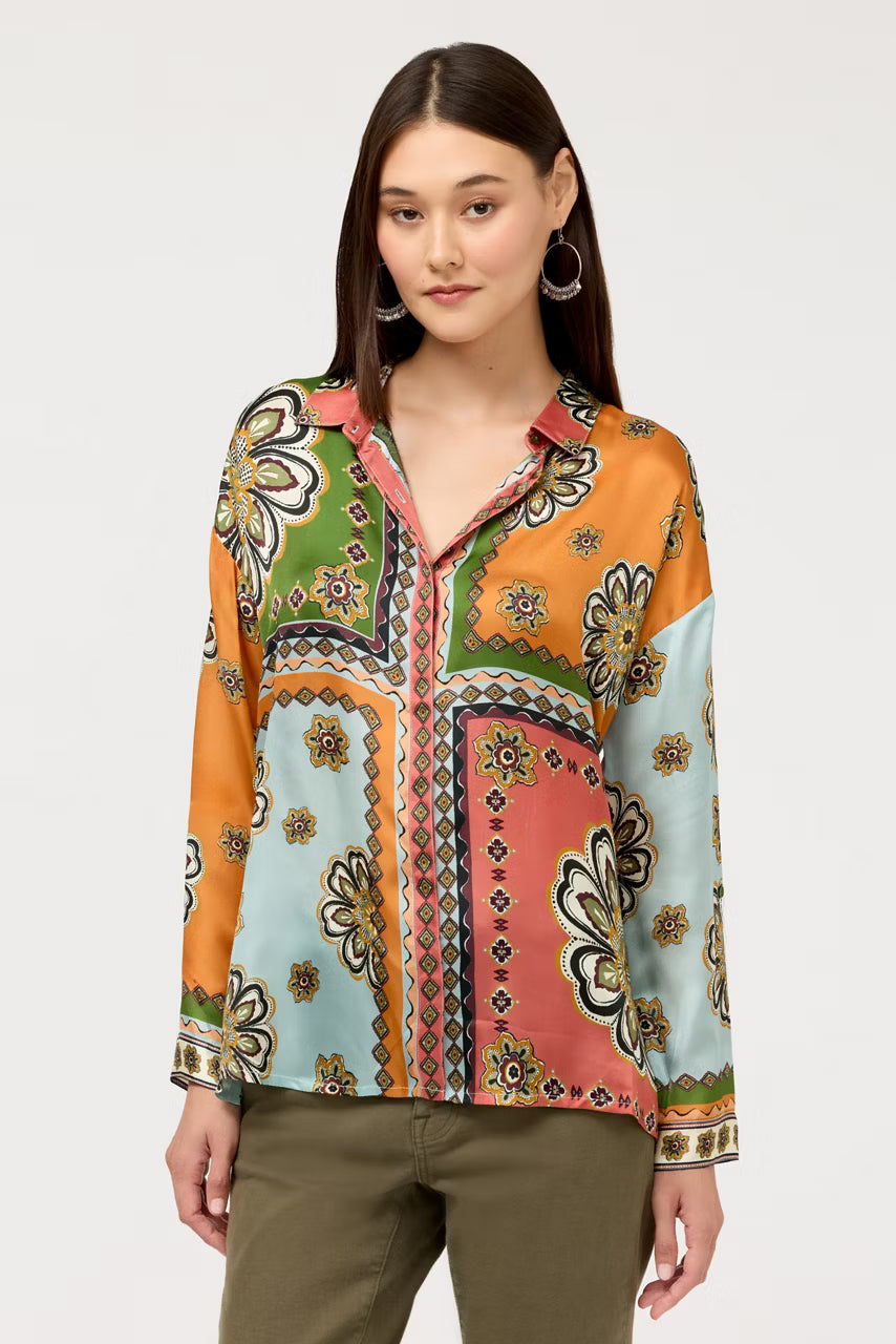 THE AUDREY BUTTON UP SHIRT WITH HIDDEN PLACKET Jilli Boutique Johnny Was