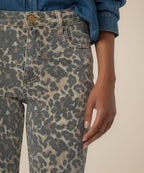 KELSEY HIGH RISE ANKLE FLARE WITH RAW HEM Animal Print Jilli-Boutique KUT