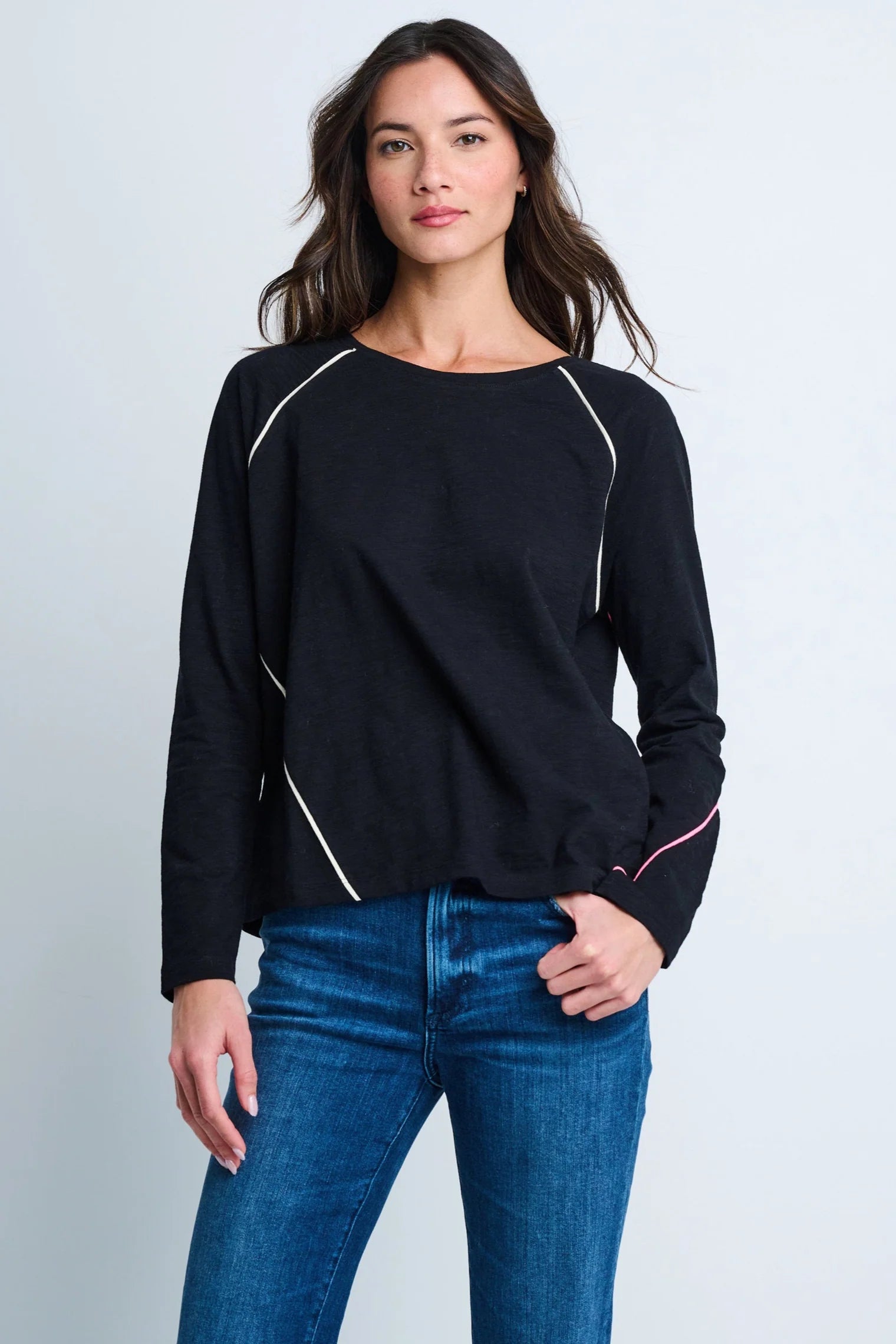 PIPING HOT TEE black Lisa Todd Jilli Boutique 100% Cotton