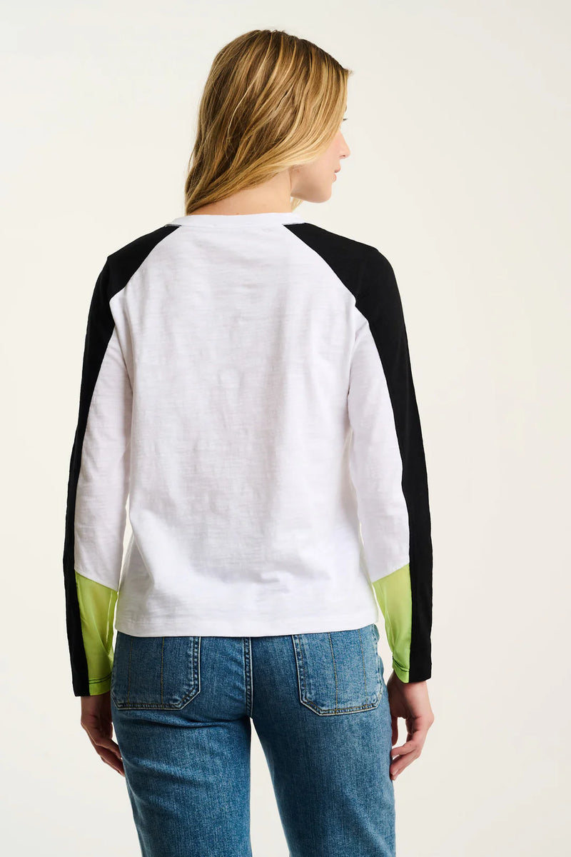 PLAYING GAMES TEE White black Lisa Todd Jilli Boutique Cotton