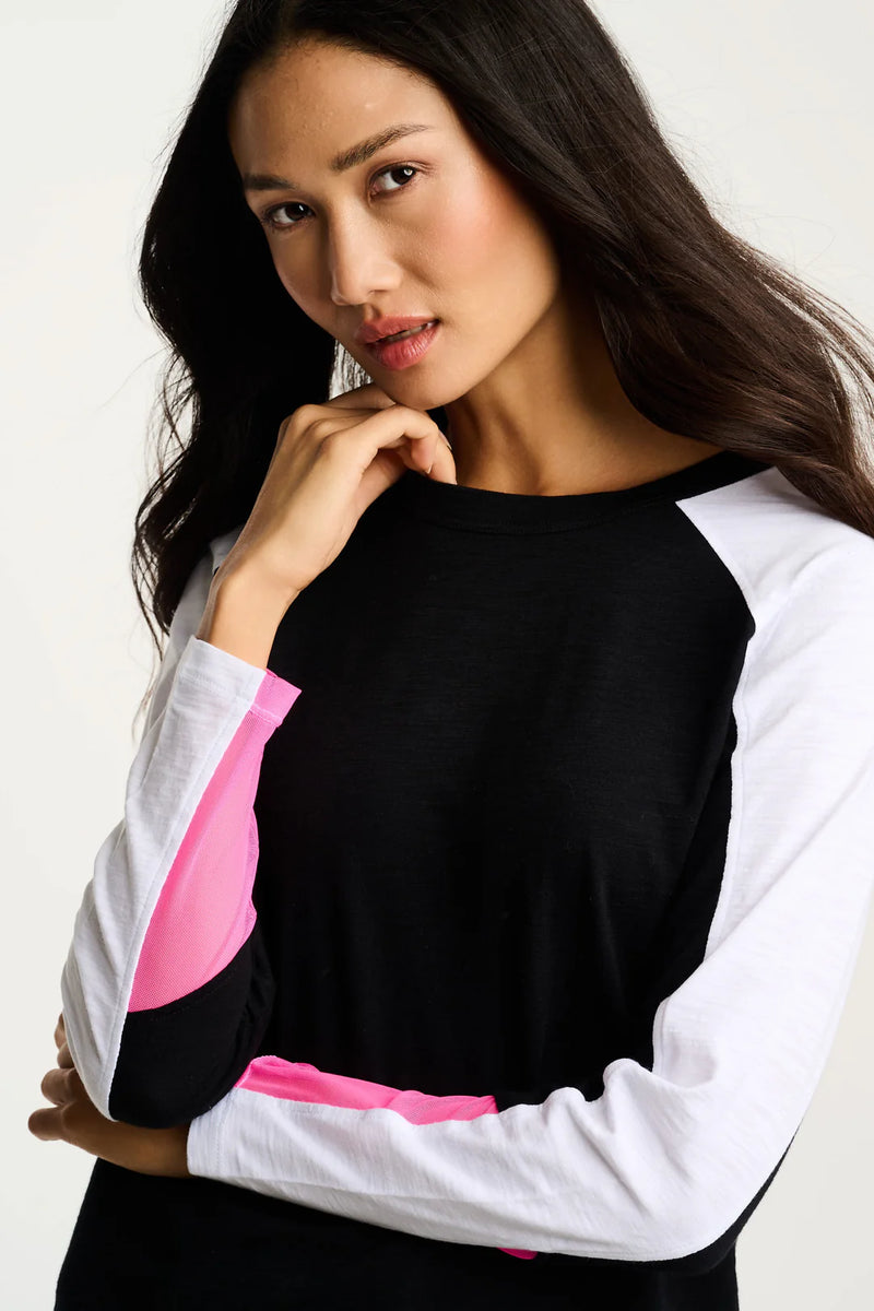 PLAYING GAMES TEE Black and White Lisa Todd Jilli Boutique
