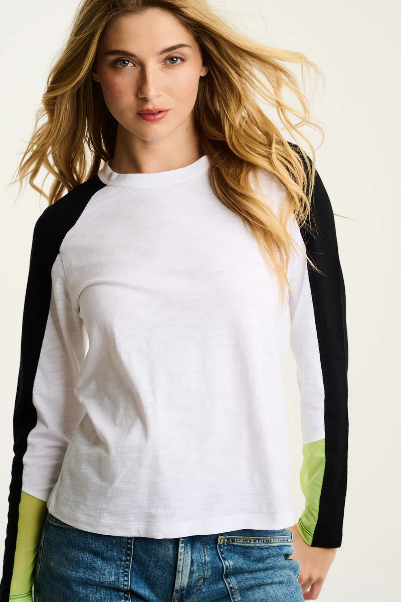 PLAYING GAMES TEE Whiteblack Lisa Todd Jilli Boutique Shirt Cotton