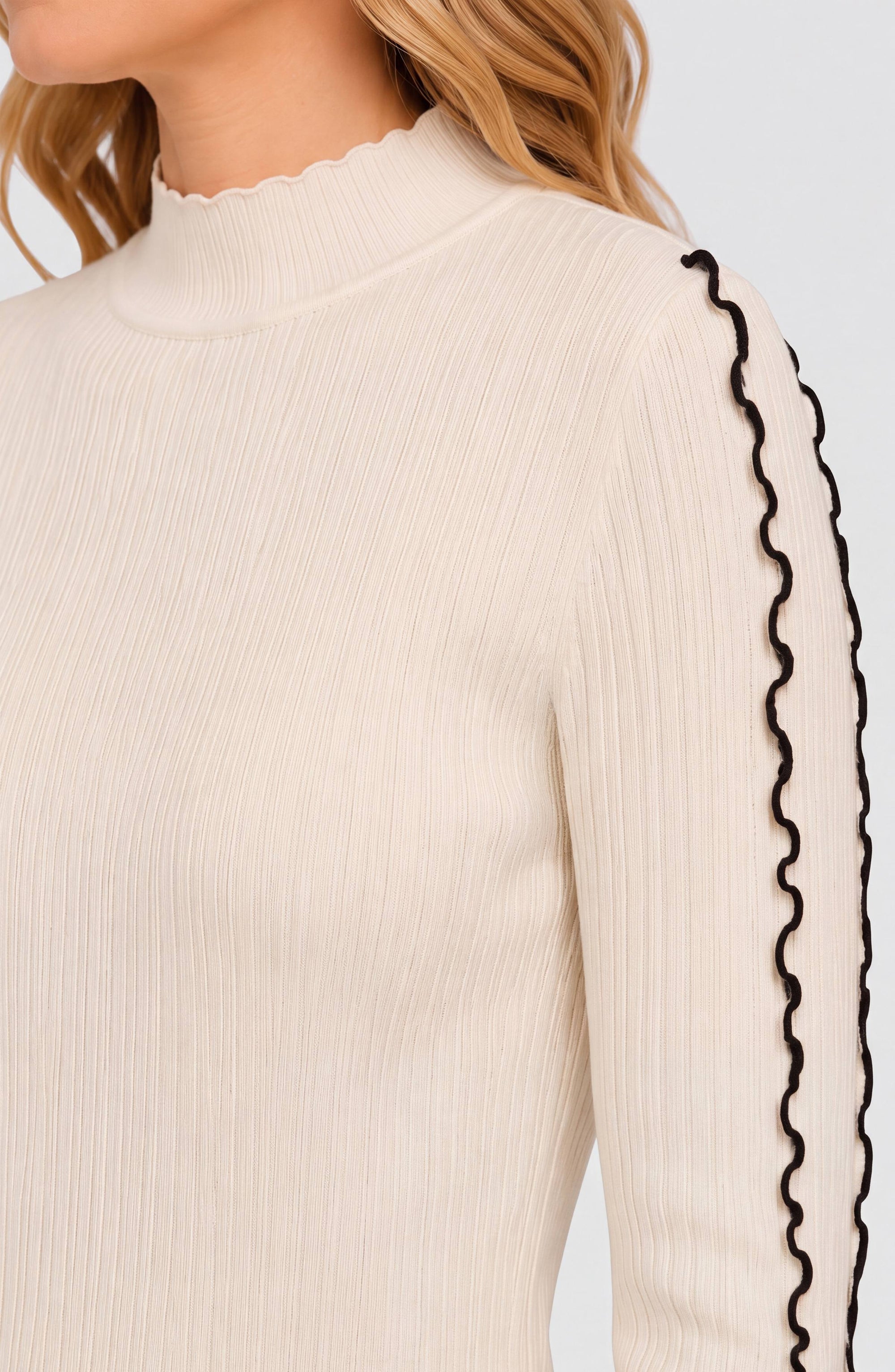 Mock Neck Longsleeve Top
