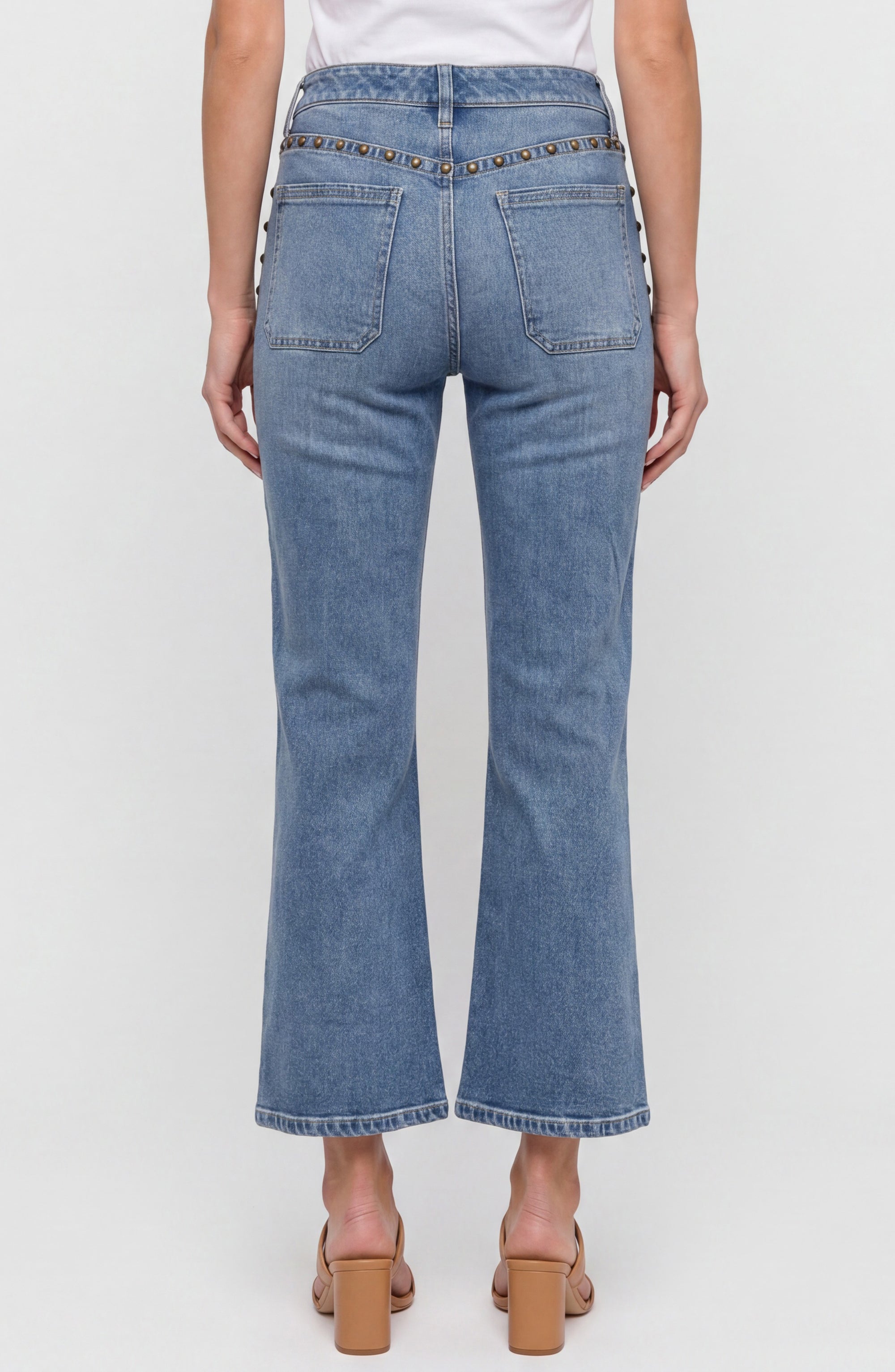 Liverpool hannah flare w/ patch pockets & studs Jilli Boutique studded jean Dunwoody