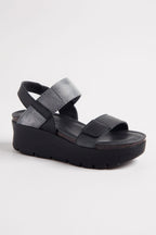Black OTBT Nova Sandal 