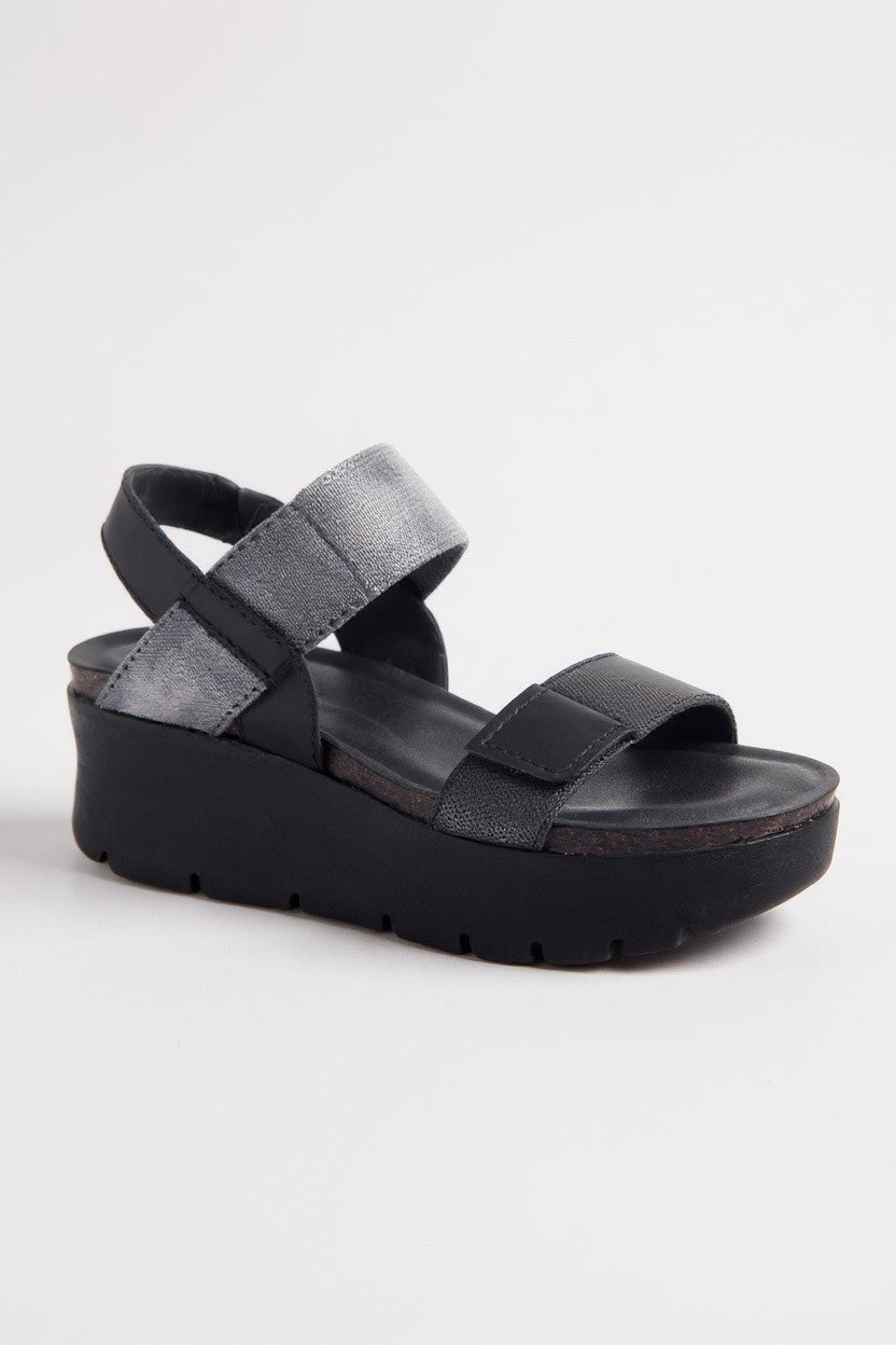Black OTBT Nova Sandal 