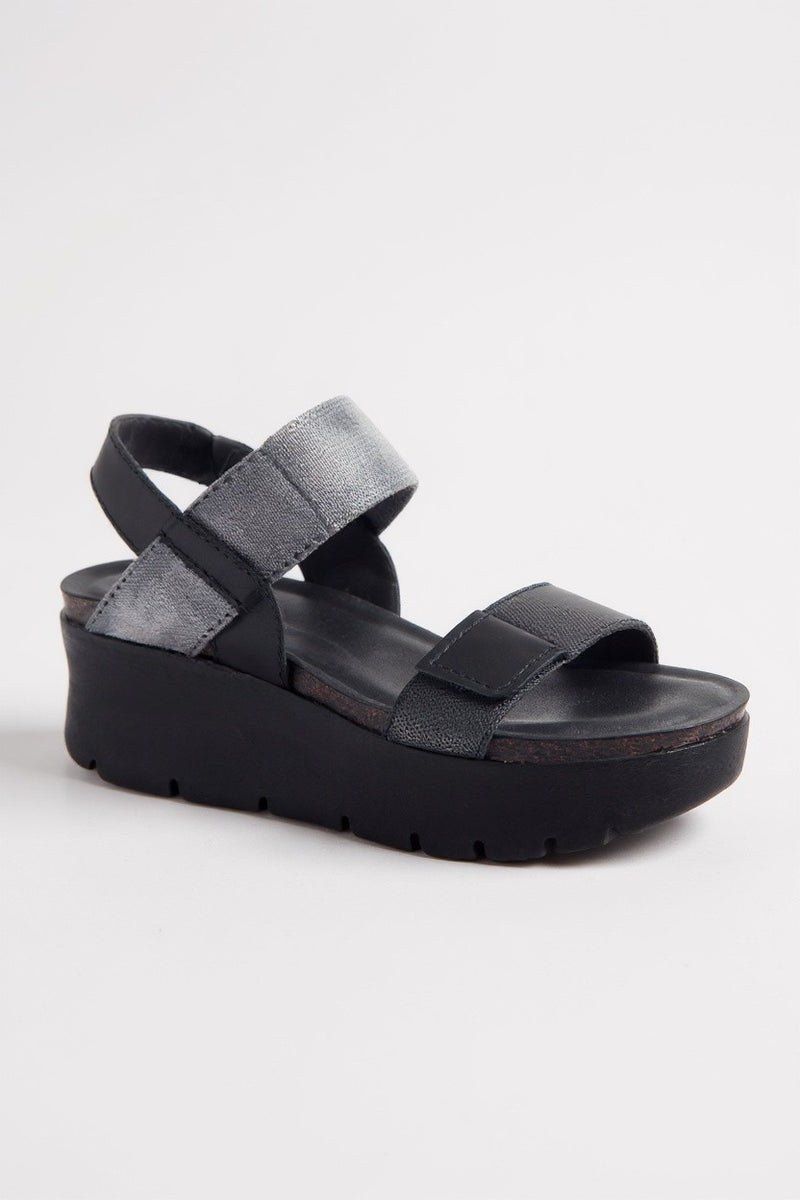 Black OTBT Nova Sandal 