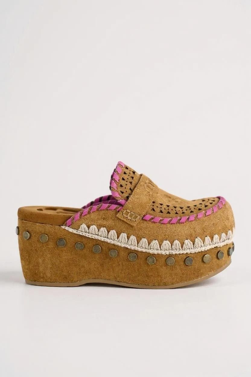 Mou Clog Leather Overstitch