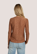 MESH FLOWERS TEE Dylan Jilli Boutique Blouse
F1W84MFT-BRN