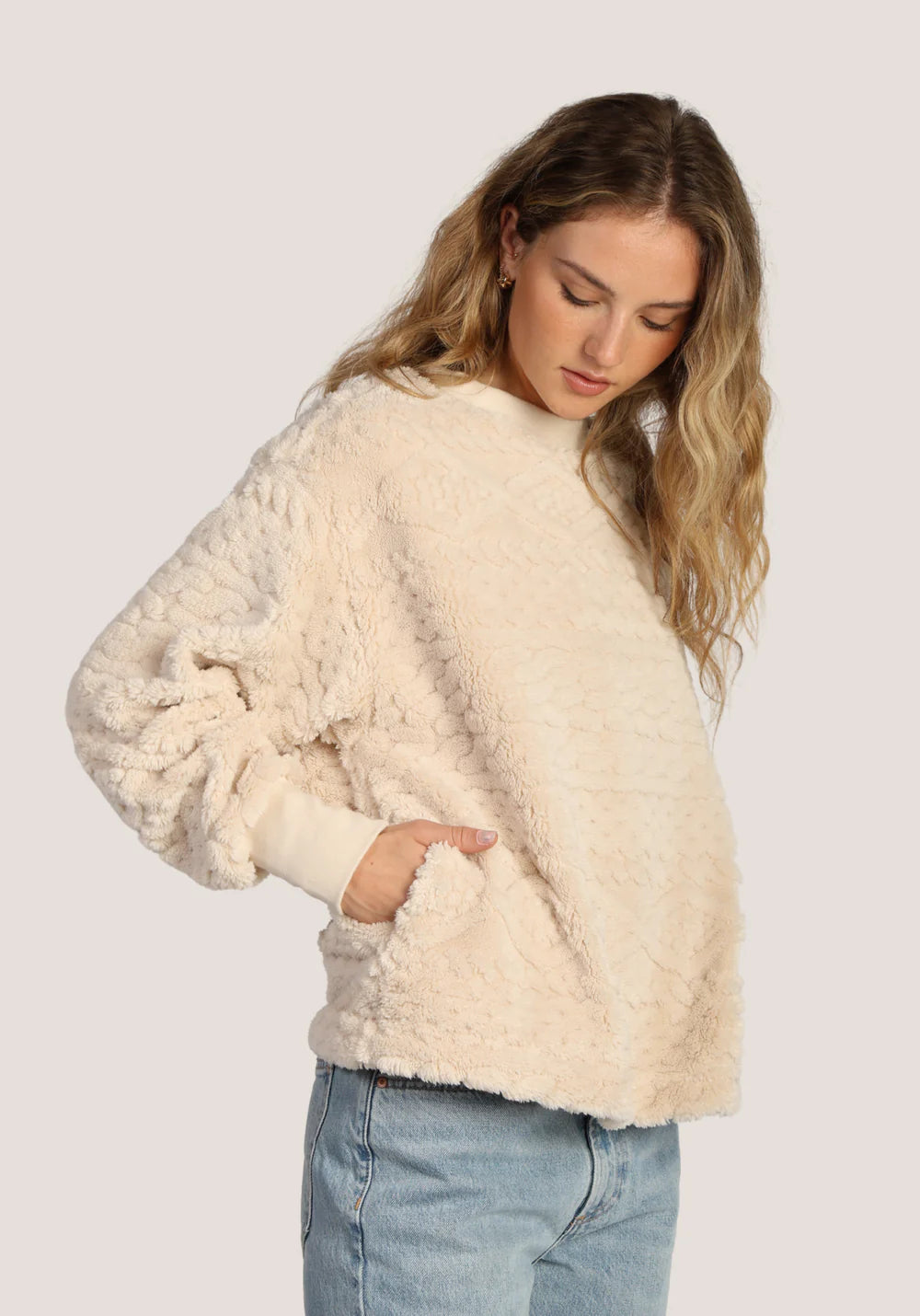 So Cozy Pullover Dylan Jilli Boutique