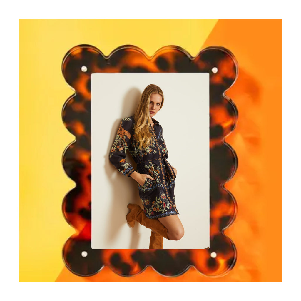 frame acrylic scalloped tart jilli boutique