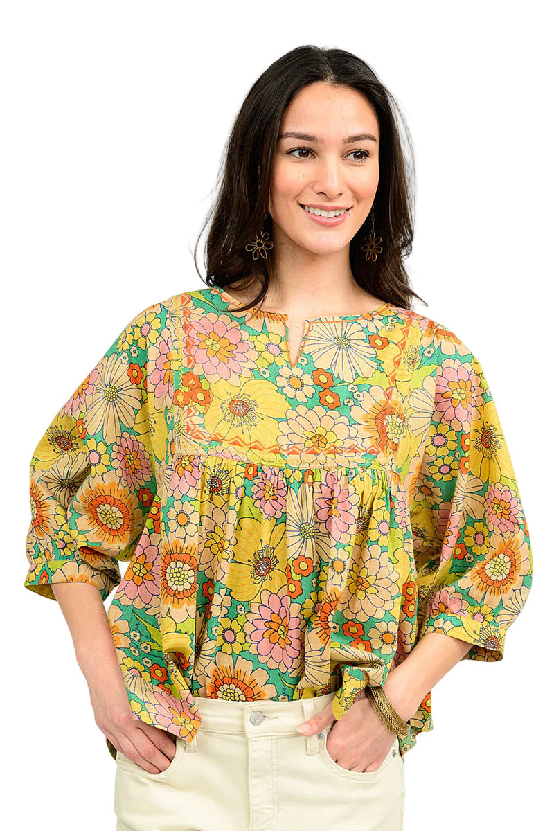 Ivy Jane Daisy Popover Top in Green Style