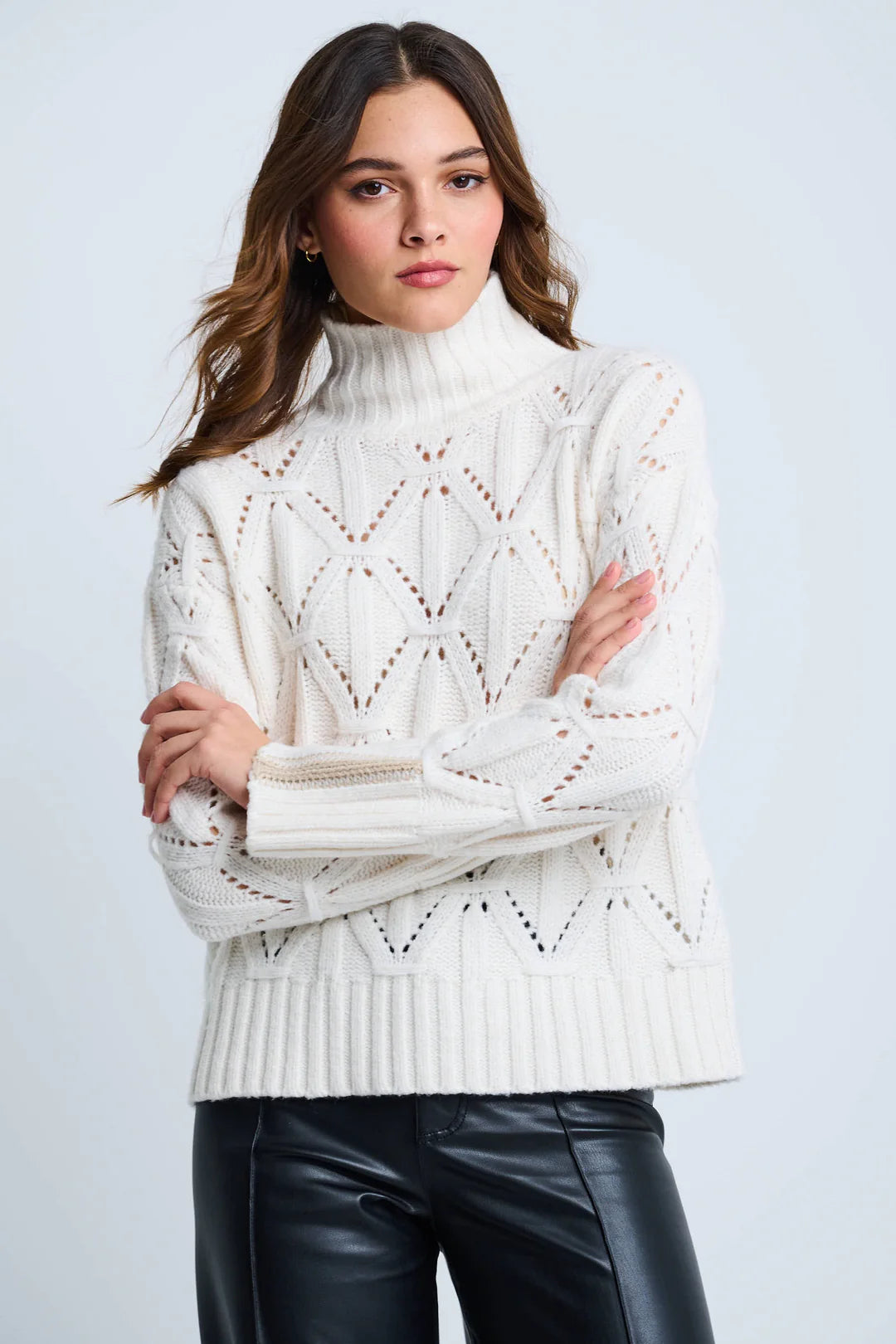 Lisa Todd The Standout Winter White Jilli Boutique Sweater Thestandout knitwear