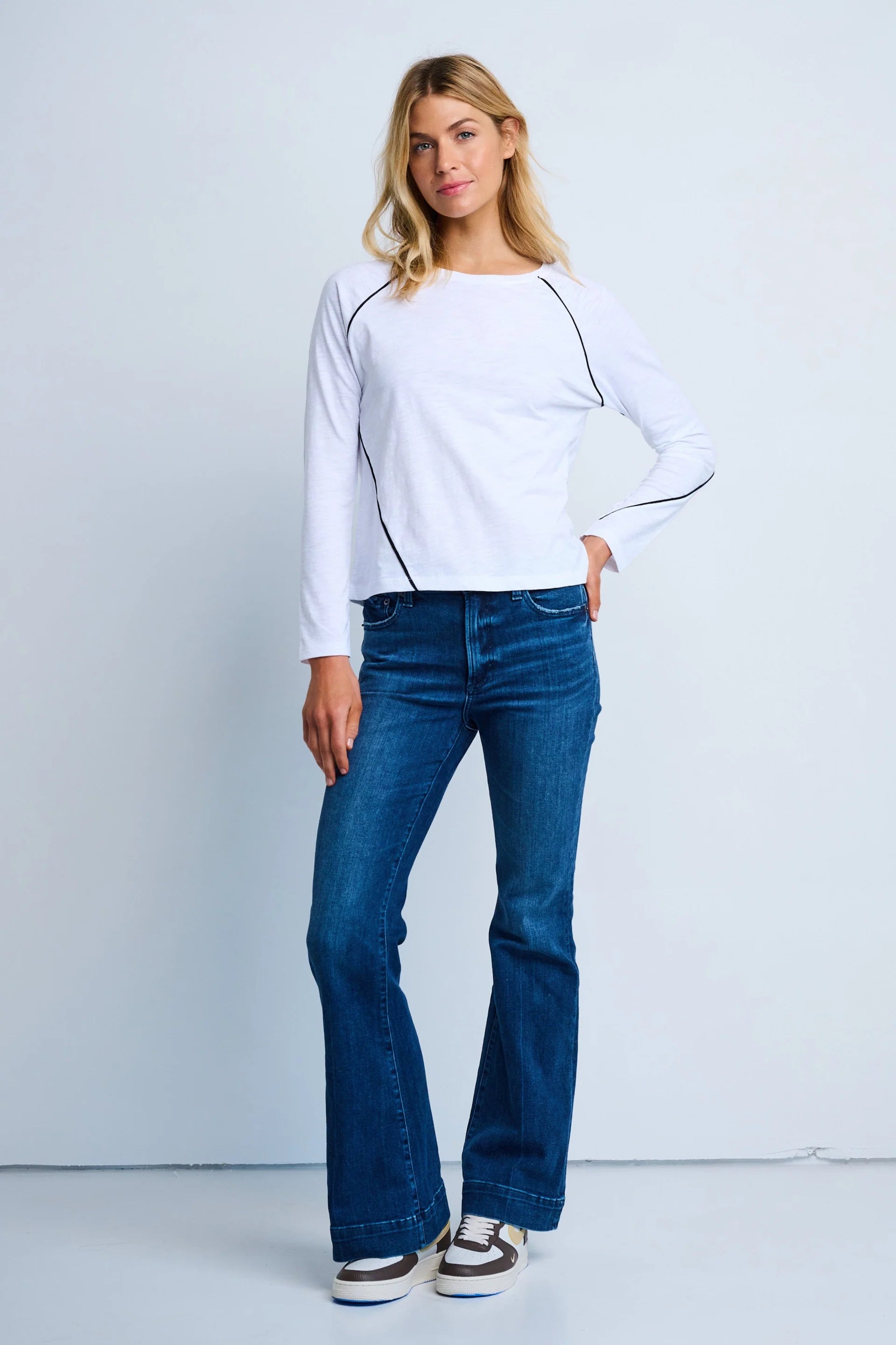 lisa todd piping hot tee white jilli boutique 100% cotton