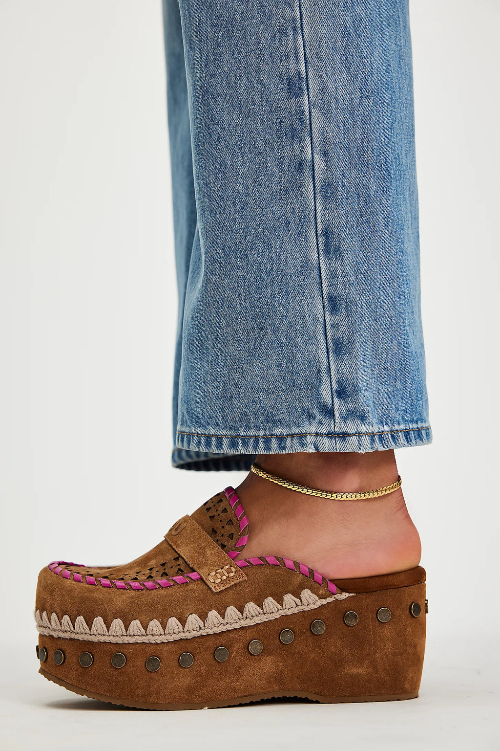 Mou Clog Leather Overstitch