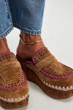 Mou Clog Leather Overstitch