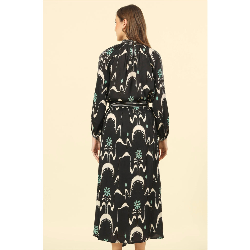 misha midi dress in samira smokestack jili omika