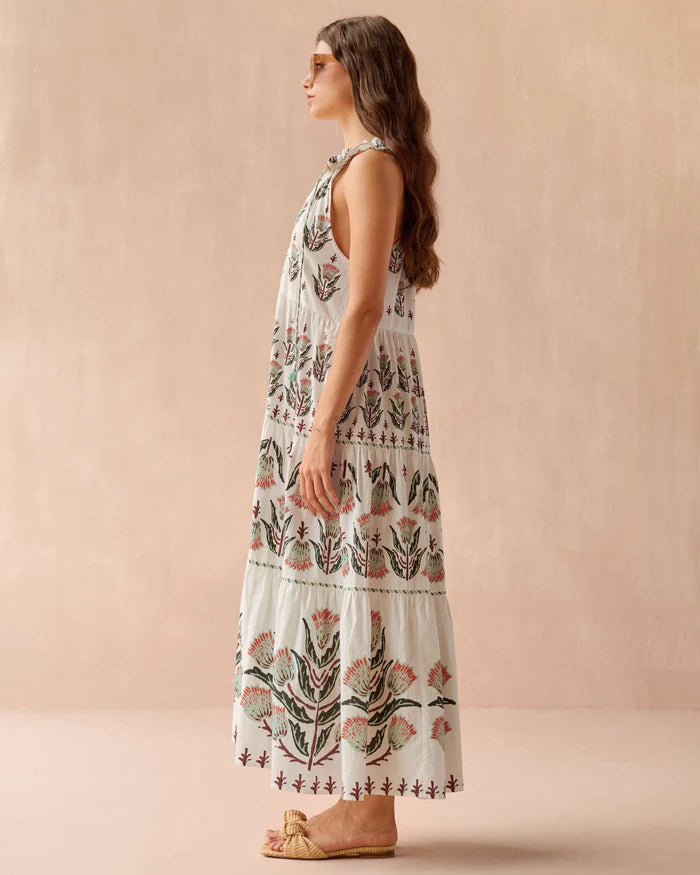 Paola Maxi Omika Jilli 