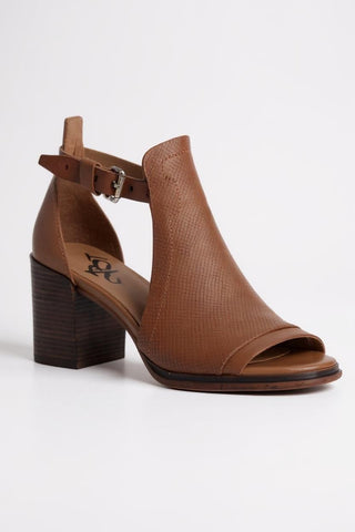 otbt metaphor womens shoe sandal