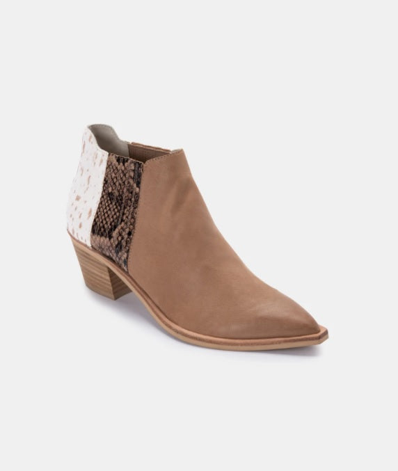 LEATHER BOOTS ANKLE BOOTIE ANIMAL PRINT